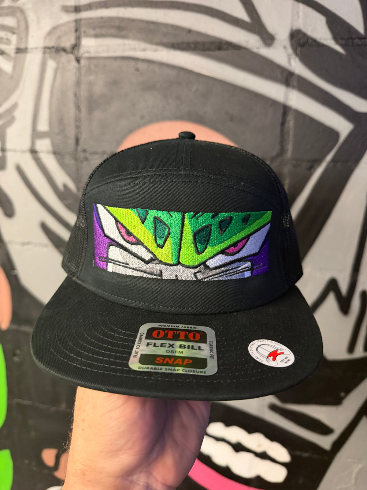 Richardson 7 Panel Trucker Hat - Green Wall Mural Embroidered
